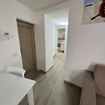 House Nonna Pina شقة *